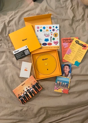 Coffret album « Butter » des Bts, Cream Version, état: Neuf avec étiquette, 15,00 €, 16,45 € Protection acheteurs incluse