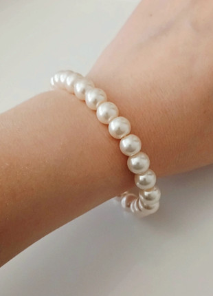 Bracelet élastique perles blanches tendance chic rétro, brand: Vintage Dressing, condizioni: Ottime, €5.00, €5.95 include la Protezione acquisti Pro
