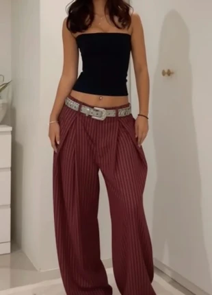 Pantalon bordeaux rayé oversize taille S, marque: shawly, état: Très bon état, taille: S / 36 / 8, 62,90 €, 66,75 € Protection acheteurs incluse