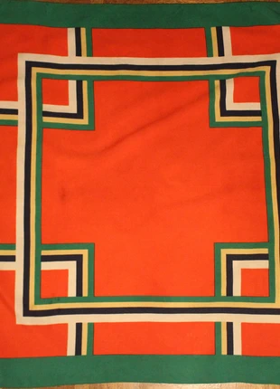 Foulard vintage géométrique, brand: Vintage Dressing, condition: Good, €5.00, €5.95 includes Buyer Protection