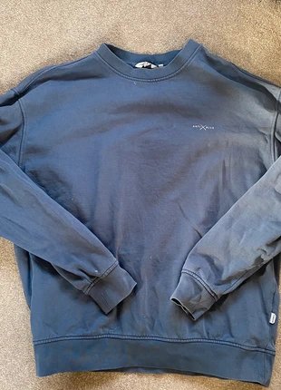 Unisex Anti Blue Sweater, brand: Anti Blue, condition: Very good, size: M, £15.00, £16.45 includes Buyer Protection