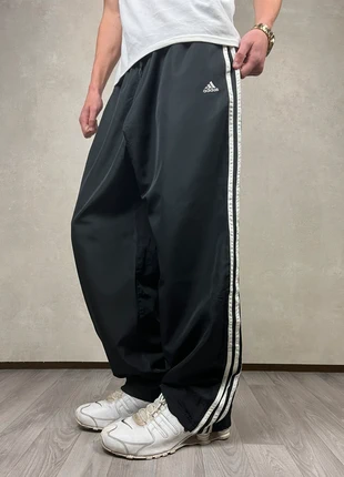Exclusive Parachute Trackpant Adidas Swoosh vintage original noir et blanc Nylon 90s | XXL, marque: adidas, état: Très bon état, taille: XXL, 39,00 €, 41,65 € Protection acheteurs incluse