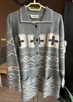 Magnifique gilet Bagutti 70% laine taille 42 🤩, brand: Bagutti, condition: Very good, size: XL / 42 / 14, €18.00, €19.60 includes Buyer Protection