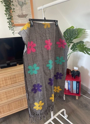 écharpe fleur et pied de poule, marca: sansnom., estado: Nuevo con etiquetas, 5,00 €, 5,95 € Protección al comprador incluida