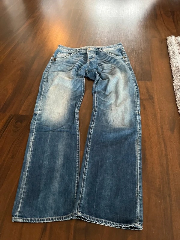 Washed bootcut jeans