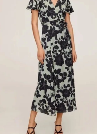 Robe doublé vert d'eau et imprimé fleur noir Mango taille S, brand: Mango, condition: Very good, size: S / 36 / 8, €16.00, €17.50 includes Buyer Protection