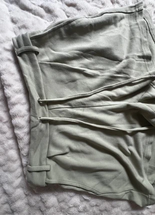 short vert clair, brand: New Yorker, condition: Good, size: M / 38 / 10, €5.00, €5.95 includes Buyer Protection