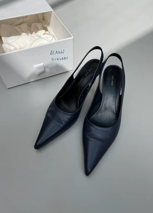 The Row slingback pumps, merk: The Row, staat: Heel goed, maat: 38.5, € 260,00, € 273,70 inclusief Kopersbescherming