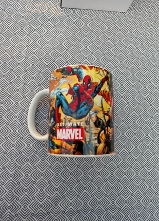 Mug Marvel Ultimate, marque: Marvel, état: Neuf avec étiquette, 3,00 €, 3,85 € Protection acheteurs incluse