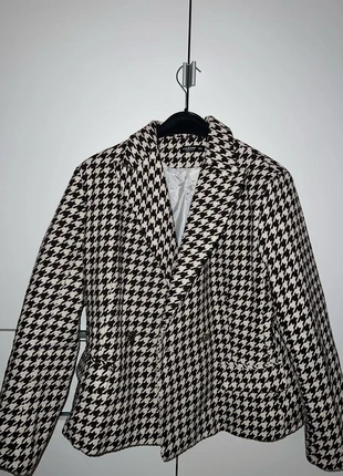 blazer Shein 42, marca: Shein Curve, estado: Muy bueno, tamaño: XL / 42 / 14, 3,00 €, 3,85 € Protección al comprador incluida