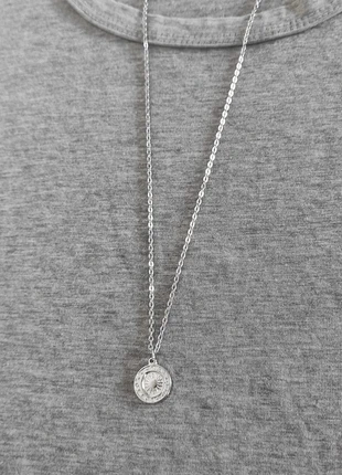 Collier argenté avec médaillon soleil lune étoile, chaîne et médaillon en acier inoxydable, estado: Muito bom, €11.00, €12.25 inclui Proteção do Comprador