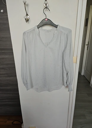 Blouse blanche motifs dorés cache-cache 38, marque: Cache Cache, état: Très bon état, taille: M / 38 / 10, 3,00 €, 3,85 € Protection acheteurs incluse