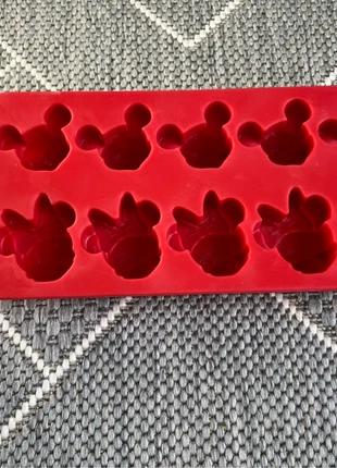 Bac à glaçon Disney Mickey / Minnie, marque: Disneyland Paris, état: Comme neuf, 10,00 €, 11,20 € Protection acheteurs incluse