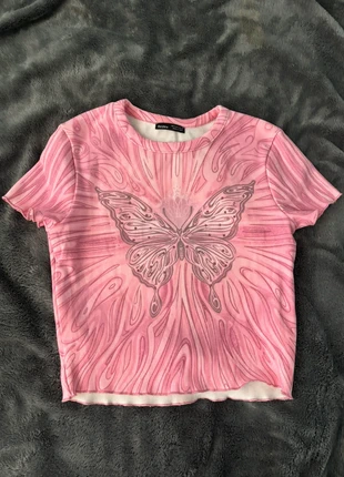 Bershka Butterfly Cropped T-shirt, brand: Bershka, condition: Very good, size: S / 36 / 8, €2.00, €2.80 includes Buyer Protection