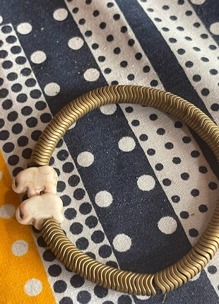 Pulsera de hematite y elefantes, marca: Natural, estado: Muy bueno, 2,00 €, 2,10 € Protección al comprador incluida