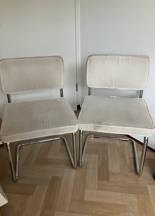 2 eetkamer stoelen beige buisframe, condizioni: Discrete, €5.00, €5.95 include la Protezione acquisti