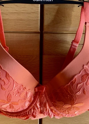 Triumph Sexy Angel Spotlight WHU X / Push up BH, marke: Triumph, zustand: Sehr gut, größe: 80F, 10,00 €, 11,20 € inklusive Vinted-Käuferschutz
