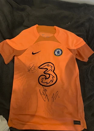 signed chelsea shirt, brand: Nike, condition: New without tags, size: S, £70.00, £75.90 includes Buyer Protection