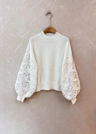 Pull blanche manches larges brodées, brand: Golden Days, condizioni: Ottime, taglia: Taglia unica, €28.90, €31.05 include la Protezione acquisti Pro
