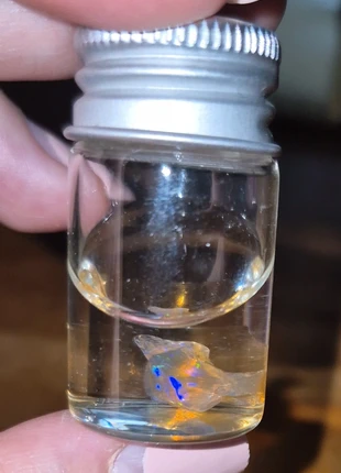 Wateropaal in flesje, merk: Mineralogie, staat: Nieuw zonder prijskaartje, € 10,00, € 11,20 inclusief Kopersbescherming