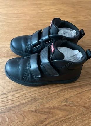 Scarpe Camper bambino 29, merk: Camper, staat: Heel goed, maat: 29, € 15,00, € 16,45 inclusief Kopersbescherming