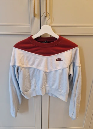 Sweater crop top van Nike, marca: Nike, estado: Nuevo sin etiquetas, tamaño: M / 38 / 10, 12,00 €, 13,30 € Protección al comprador incluida