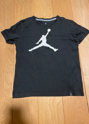 T-shirt de sport Jordan, merk: Jordan, staat: Heel goed, maat: 12 jaar / 152 cm, € 10,00, € 11,20 inclusief Kopersbescherming