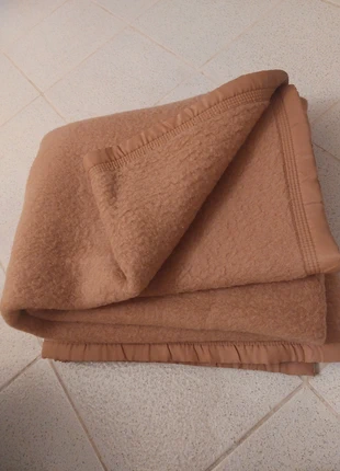 Couverture pure laine vierge, marque: Woolmark, état: Neuf sans étiquette, taille: Autre, 60,00 €, 63,70 € Protection acheteurs incluse