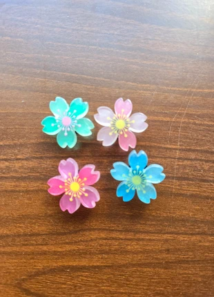 Jibbitz-pins pour crocs, condizioni: Ottime, €4.00, €4.90 include la Protezione acquisti