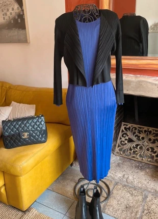 Baisse prix Veste pleats please neuve noire, merk: Pleats Please Issey Miyake, staat: Nieuw zonder prijskaartje, maat: XXL / 44 / 16, € 160,00, € 168,70 inclusief Kopersbescherming