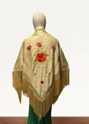 Mantón de flamenco beige tostado con bordado rojo y dorado, marca: BCN mantón beige tostado con rojo y dorado, estado: Muito bom, €10.00, €11.20 inclui Proteção do Comprador Pro