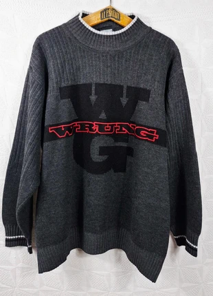 Crewneck WRUNG Vintage Gris Anthracite 90s Streetwear
XL, brand: Wrung, condition: Very good, size: XL, €50.00, €53.20 includes Buyer Protection