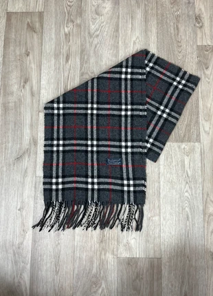 Écharpe Burberry gris, marke: Burberry, zustand: Sehr gut, 32,00 €, 34,30 € inklusive Vinted-Käuferschutz