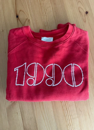 Sweat Sézane rouge 1990, marque: Sézane, état: Très bon état, taille: S / 36 / 8, 50,00 €, 53,20 € Protection acheteurs incluse
