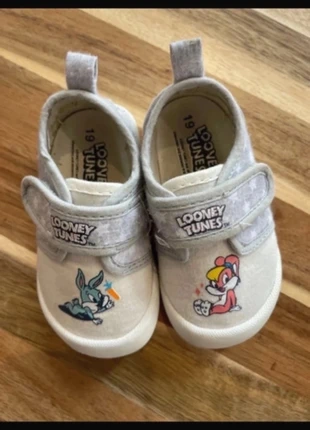 Chausson looney tunes 19, brand: Looney Tunes, condition: Very good, size: 19, €2.00, €2.80 includes Buyer Protection