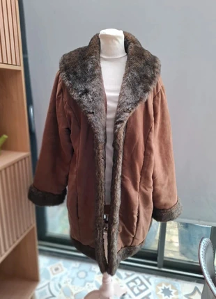 Manteau vintage 🤎taille 52 de la marque Carla Faustini, merk: Carla Faustini, staat: Nieuw zonder prijskaartje, maat: 6XL / 52 / 24, € 46,00, € 49,00 inclusief Kopersbescherming