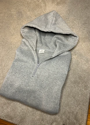 Pull à capuche y2k gris avec fermeture tendance, marque: Aesthetic, état: Neuf sans étiquette, taille: M, 27,99 €, 30,09 € Protection acheteurs incluse
