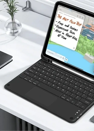 Teclado / Keyboard bluetooth com trackpad para iPad, Tablet, PC, Mac, Phone (iOS & Android), estado: Novo com etiquetas, €14.00, €15.40 inclui Proteção do Comprador