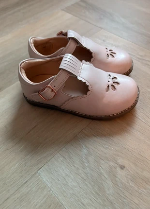 Friboo schoentjes, merk: Friboo, staat: Heel goed, maat: 27, € 8,00, € 9,10 inclusief Kopersbescherming