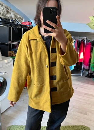 Veste polaire jaune (manque bouton) signé Ted lapidus taille 42/44 (polyester), marque: Ted Lapidus, état: Bon état, taille: XL / 42 / 14, 10,00 €, 11,20 € Protection acheteurs (Pro) incluse