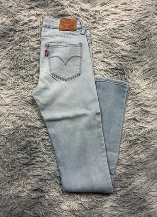 Jean skinny clair femme women Levi’s w25 x l30 JLM032, marca: Levi's, estado: Muito bom, tamanho: XS / 34 / 6, €22.00, €23.80 inclui Proteção do Comprador Pro