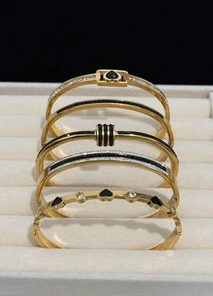 18K Gold-Plated Heart & Clover Stack Bangle Bracelet Set with Black & White Cubic Zirconia, brand: ShazelleJewels, condition: New with tags, £34.99, £37.44 includes Buyer Protection