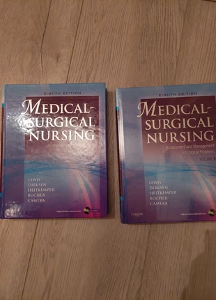 Boek Medical Surgical Nursing, état: Neuf sans étiquette, 10,00 €, 11,20 € Protection acheteurs incluse
