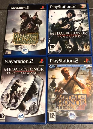 4x playstation 2 medal of honor met boekjes compleet, staat: Heel goed, € 10,00, € 11,20 inclusief Kopersbescherming