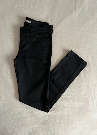 Jean Levi’s 710 Femme W26 - F 36/38 noir, marca: Levi's, estado: Muy bueno, tamaño: S / 36 / 8, 22,00 €, 23,80 € Protección al comprador incluida