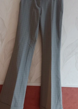 Pantalon tailleur femme 34 👖, marque: Jennyfer, état: Très bon état, taille: XS / 34 / 6, 4,00 €, 4,90 € Protection acheteurs incluse