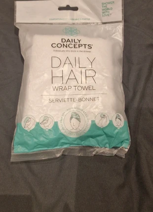 Hasr Hantuch wrap towel, merk: Daily Concepts, staat: Nieuw met prijskaartje, € 1,00, € 1,75 inclusief Kopersbescherming