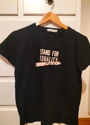 Camiseta, marca: Stradivarius, estado: Muy bueno, tamaño: S / 36 / 8, 1,50 €, 2,28 € Protección al comprador incluida