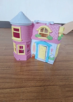 Maison de poupées, brand: Hello Kitty, condition: Good, size: 18-24 months / 86 cm, €1.50, €2.28 includes Buyer Protection