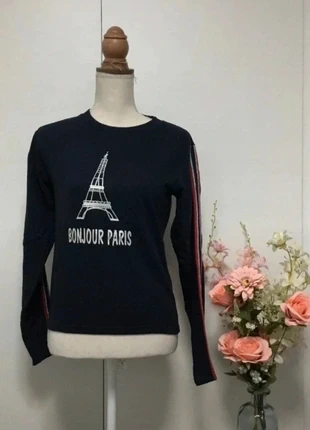 👚 Sweat Bleu marine 13_14 ans 👚, marque: Zeeman, état: Très bon état, taille: 13 ans / 158 cm, 4,00 €, 4,90 € Protection acheteurs incluse